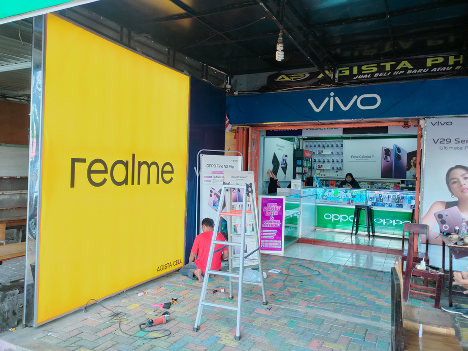 Store realme & vivo